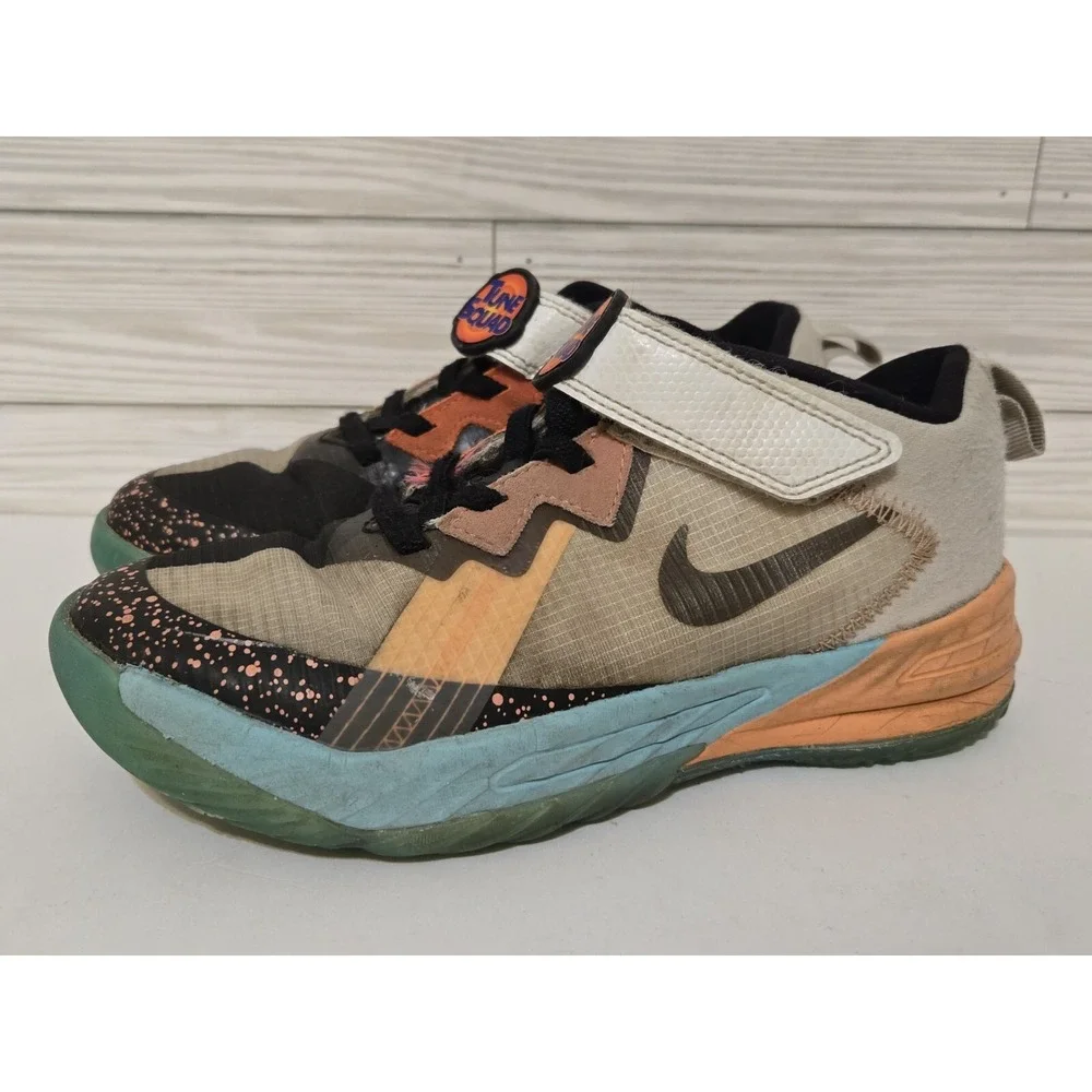 Nike Lebron XVIII Low (PS) Space‎ Jam Tune Squad DJ3761 115 Size 2Y